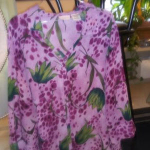 ****5 for $20**** Cranberry Blouse